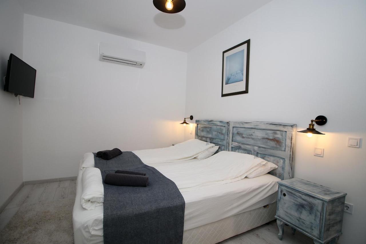 A Haz Hotel Miskolc Bagian luar foto