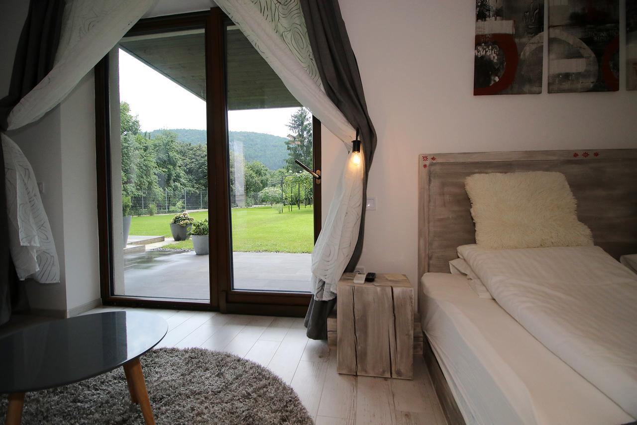A Haz Hotel Miskolc Bagian luar foto